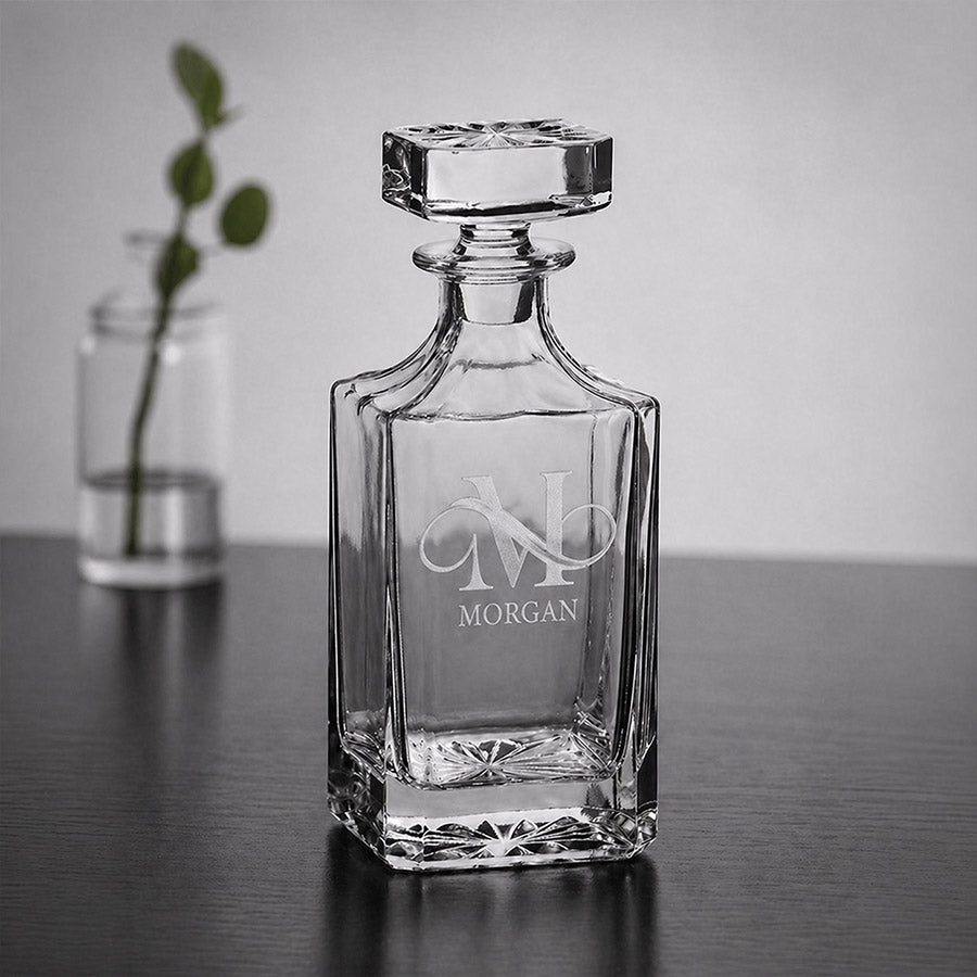 Personalized square glass whiskey decanter